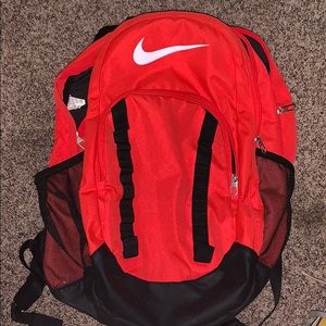 NIKE BACKPACK